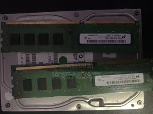 Hard Disk Size 360 and 8gig Ddr3. One 4 Gig and Two 2 Gig