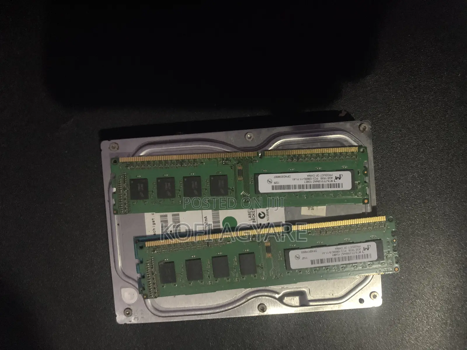 Hard Disk Size 360 and 8gig Ddr3. One 4 Gig and Two 2 Gig