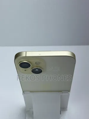 New Apple iPhone 15 256 GB Yellow