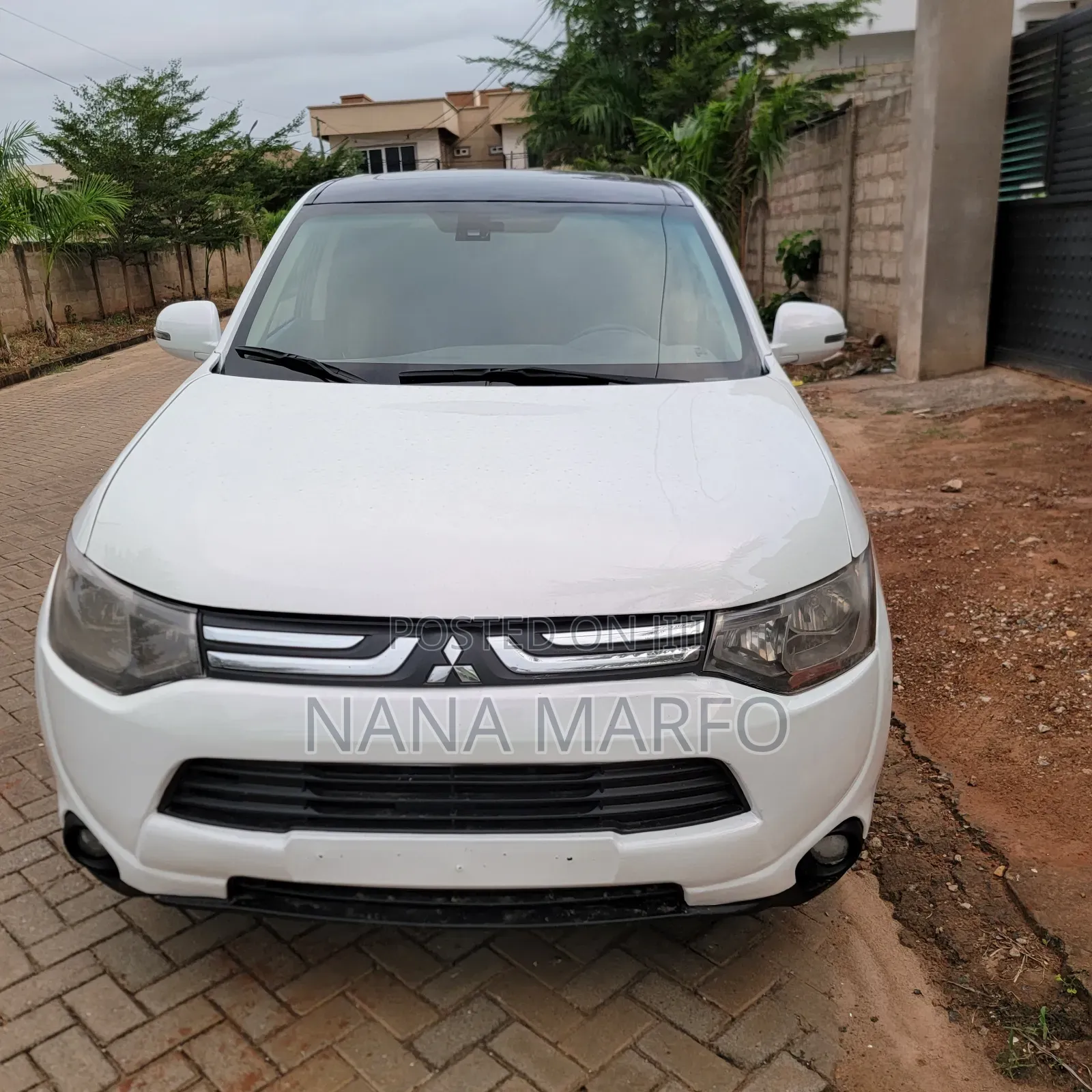 Mitsubishi Outlander SE 4dr SUV (2.4L 4cyl CVT) 2015 White