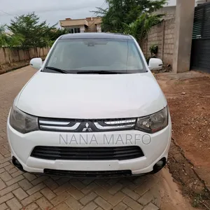 Mitsubishi Outlander SE 4dr SUV (2.4L 4cyl CVT) 2015 White