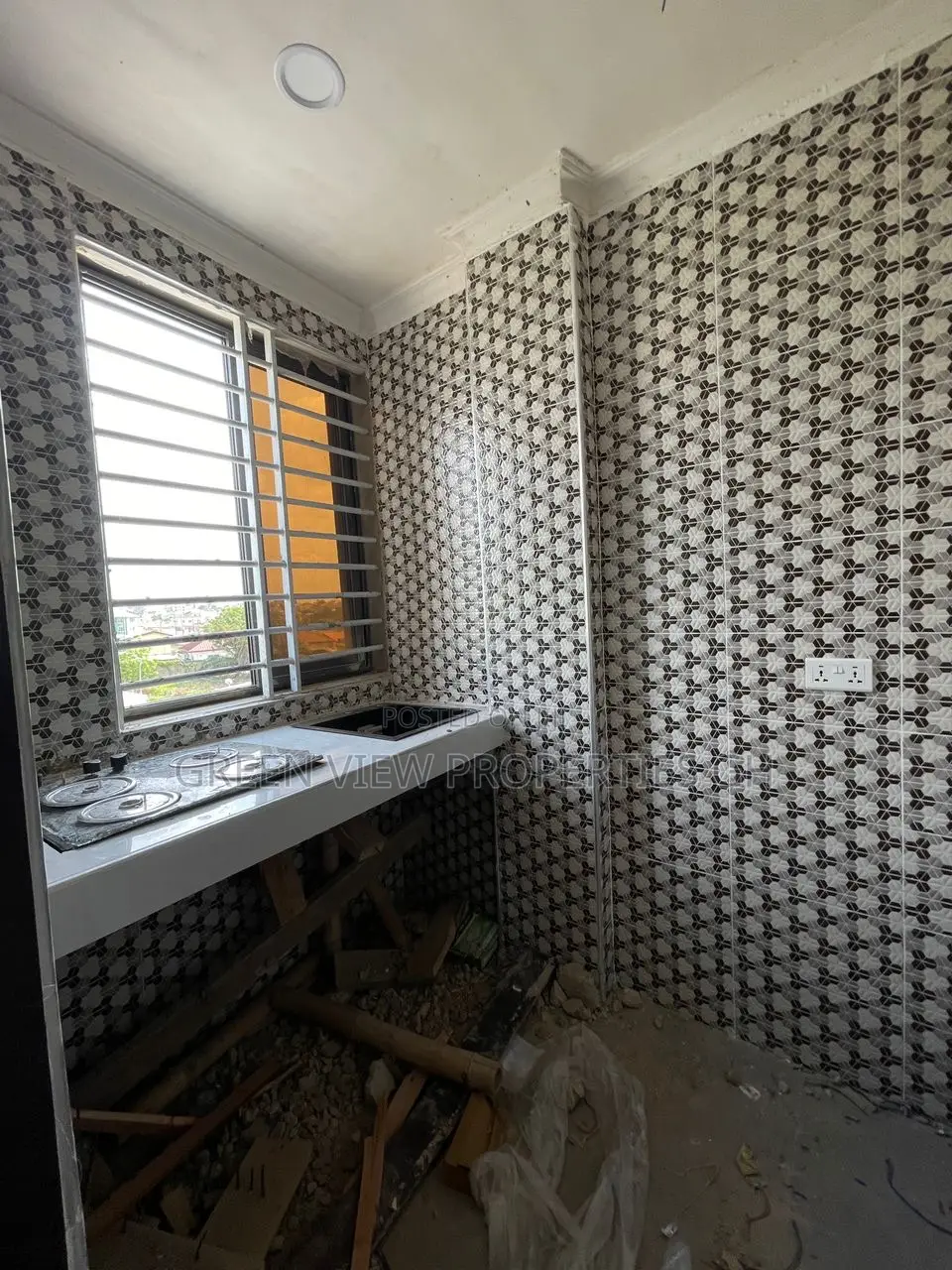 1bdrm Room & Parlour in Dansoman for rent