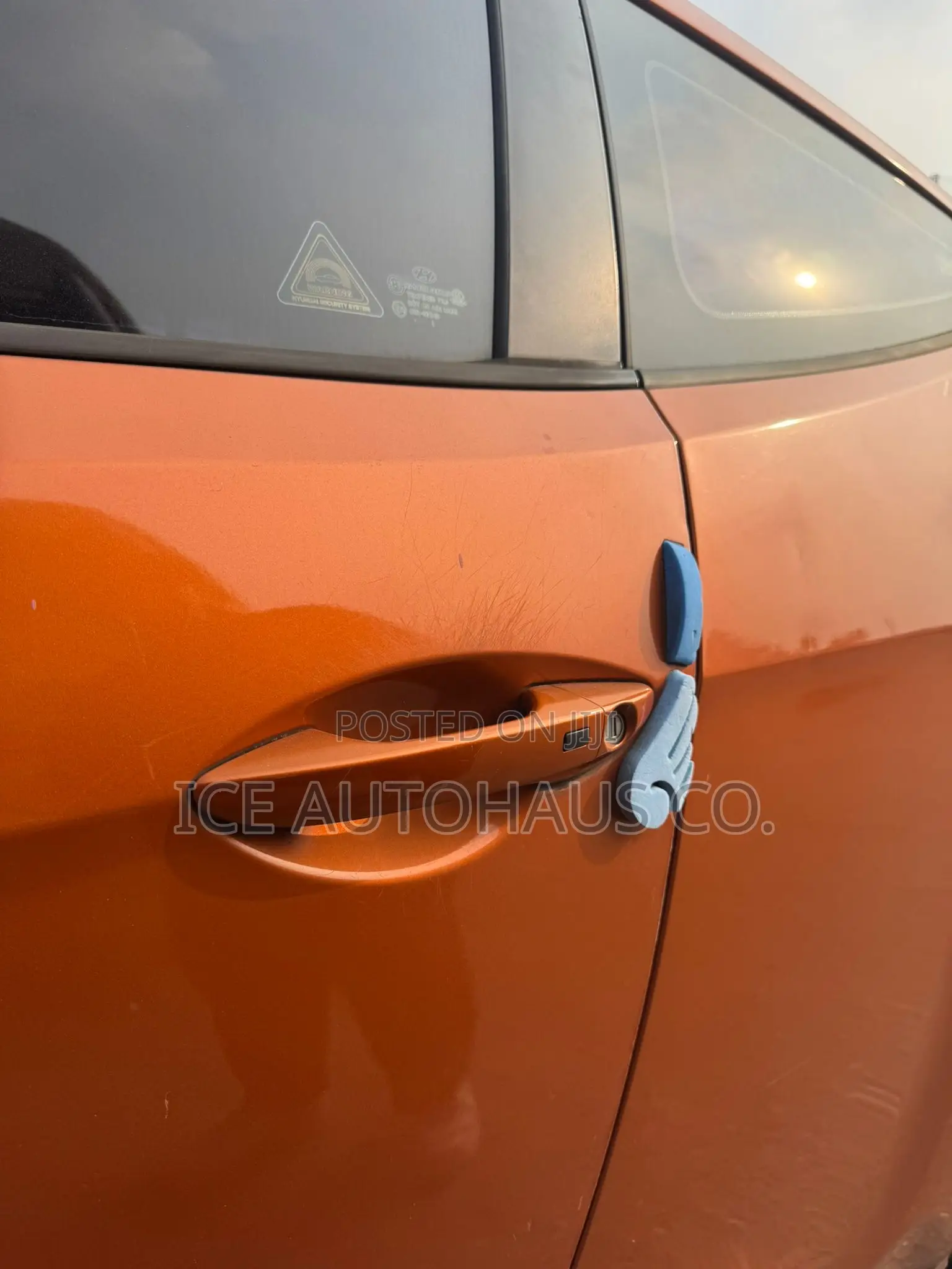 Hyundai Veloster Automatic 2012 Orange