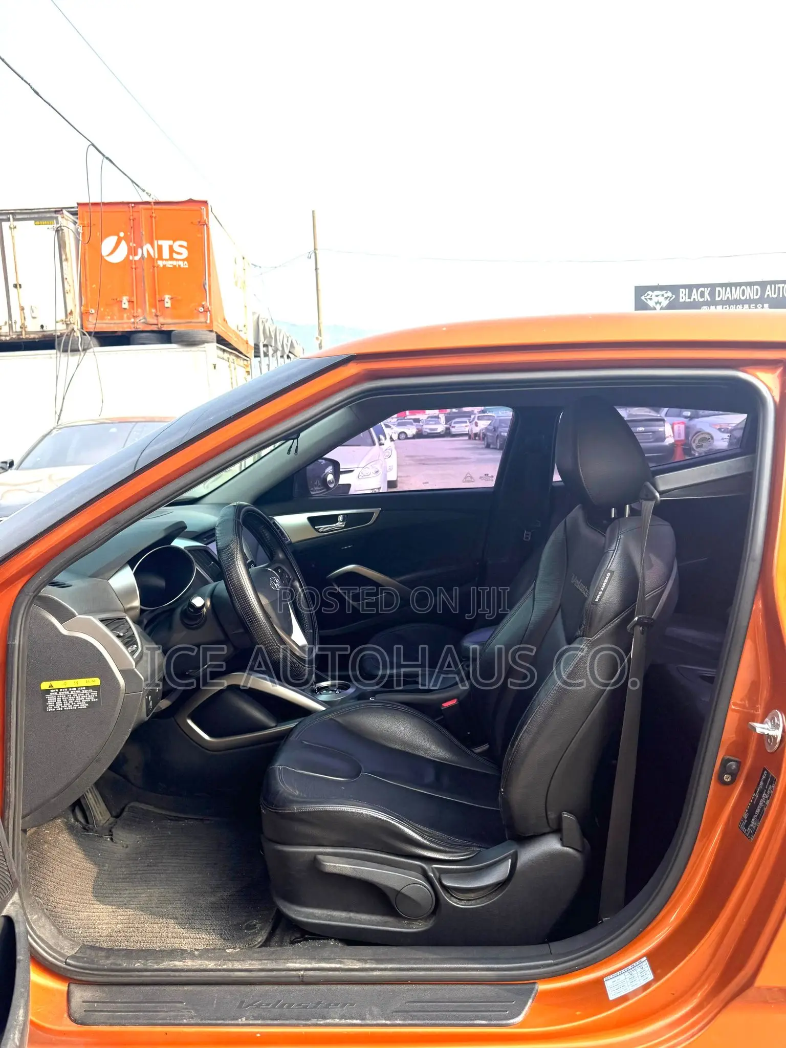 Hyundai Veloster Automatic 2012 Orange