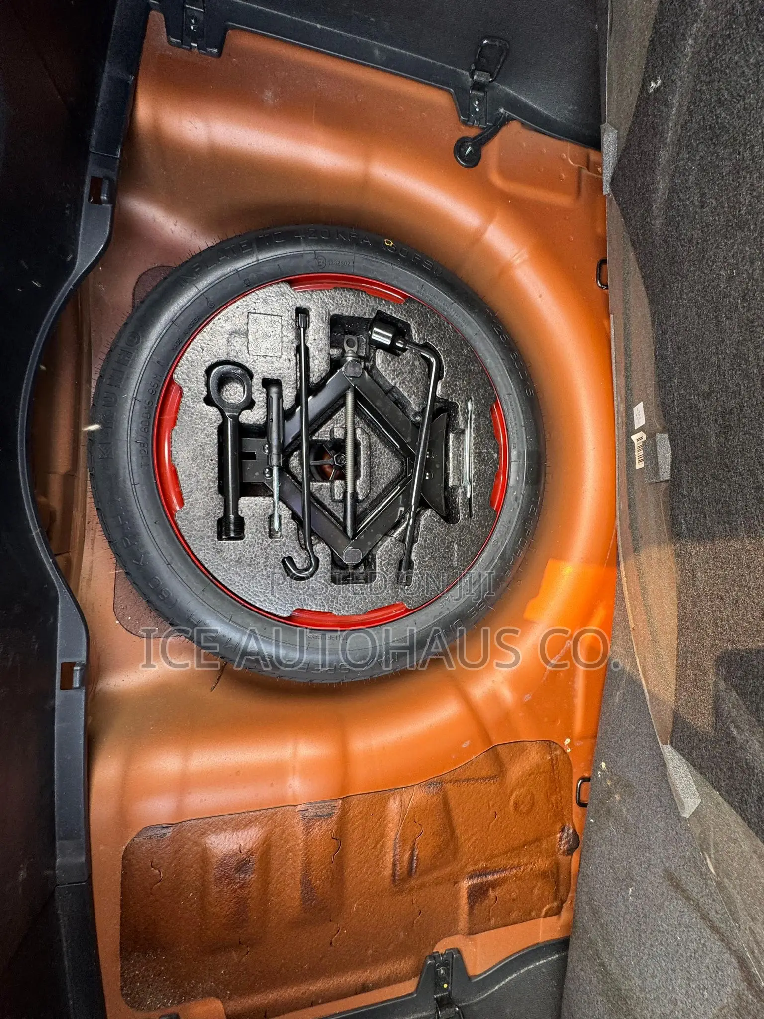 Hyundai Veloster Automatic 2012 Orange