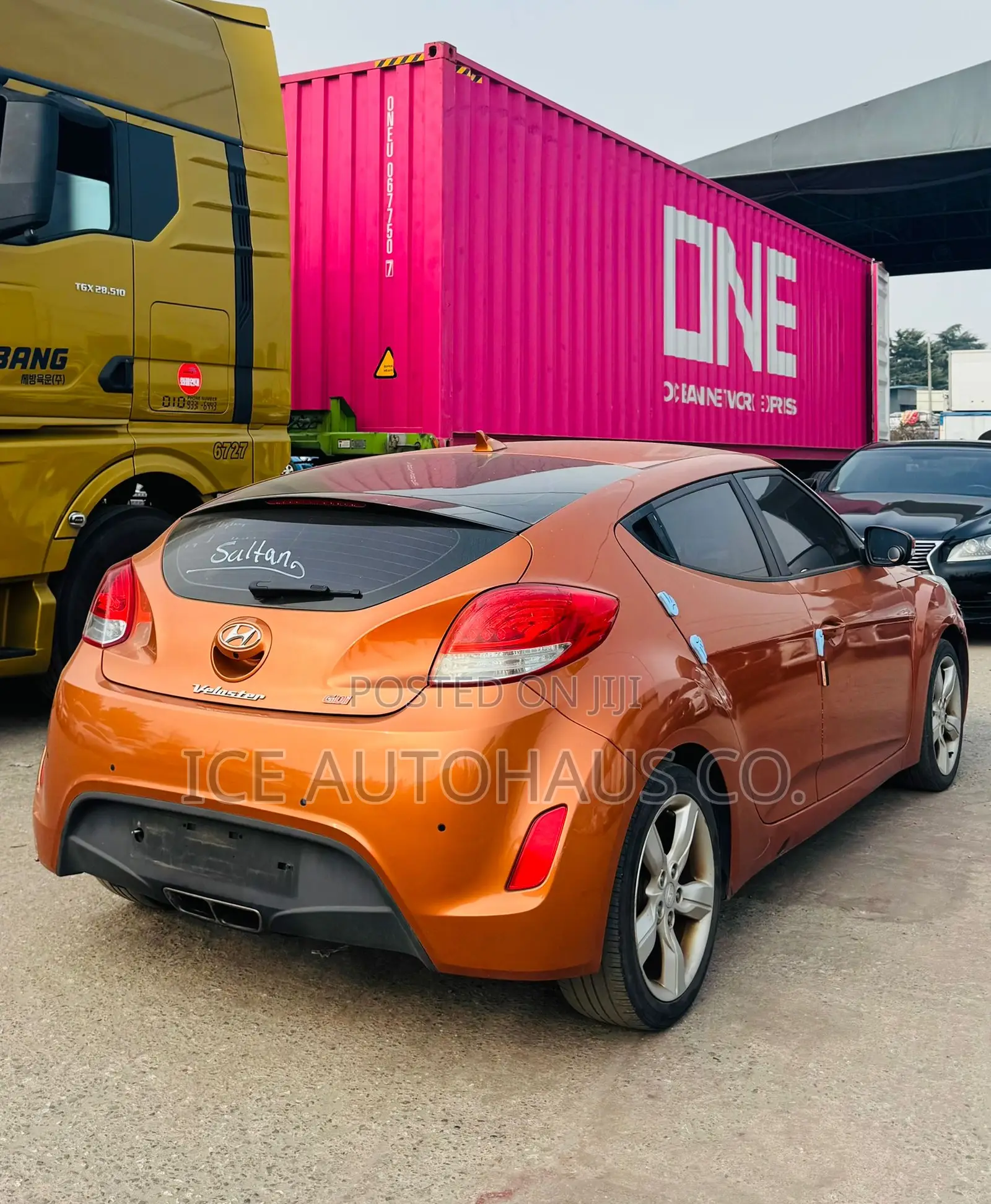 Hyundai Veloster Automatic 2012 Orange