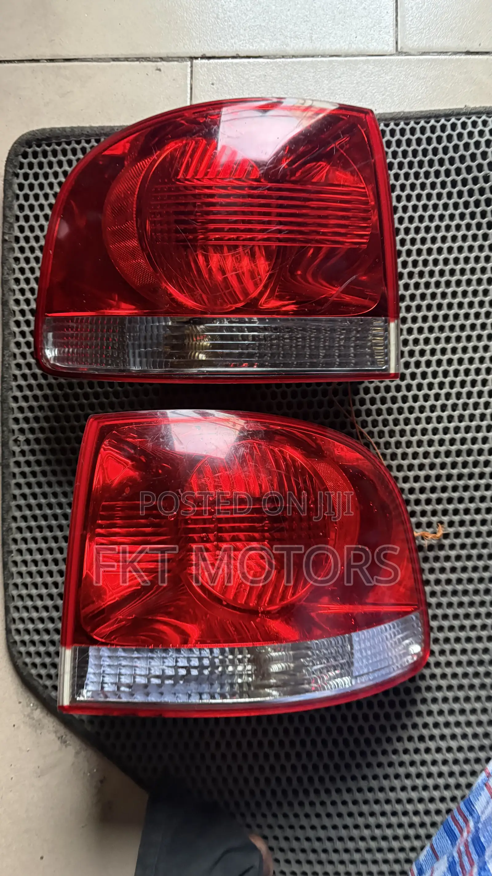 Volkswagen/Vw Touareg Taillight 2002,2003,2004,2005,2006,2007,2008,09