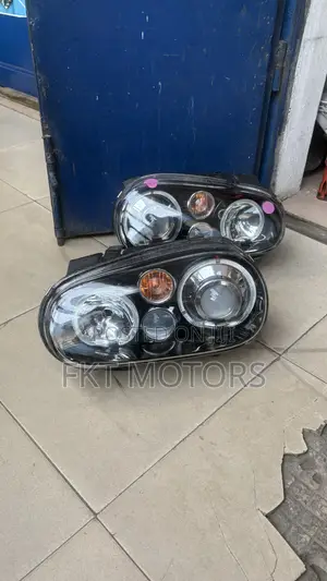 Volkswagen/Vw Golf 4 Headlight Spec 1999,2000,2001,2002,2003,2004,2005
