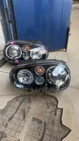 Volkswagen/Vw Golf 4 Headlight Spec 1999,2000,2001,2002,2003,2004,2005