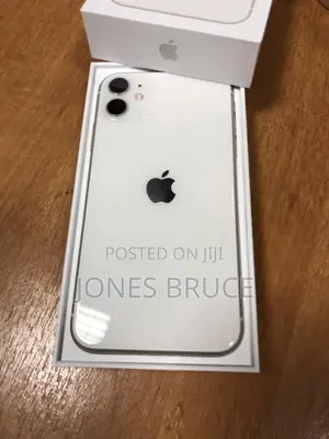 New Apple iPhone 11 128 GB White