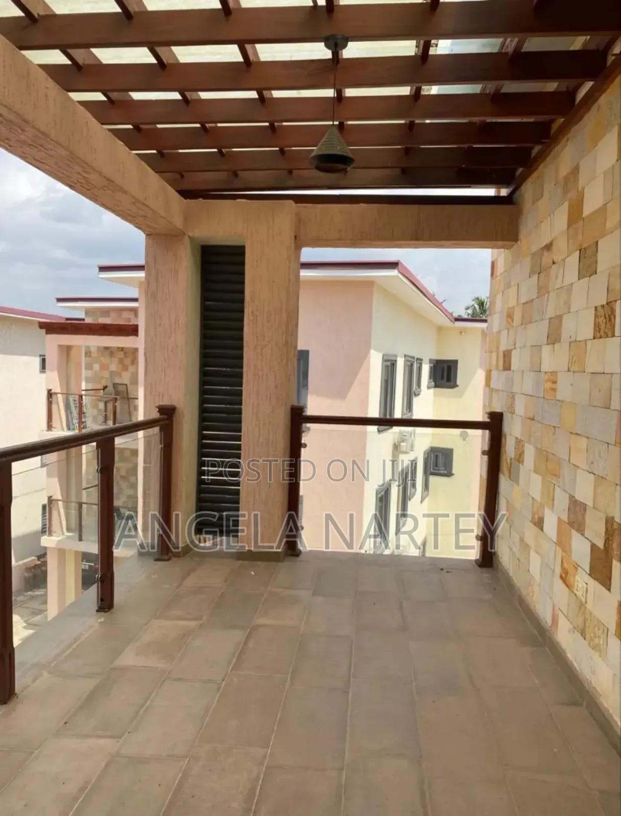 4bdrm House in Achimota for sale