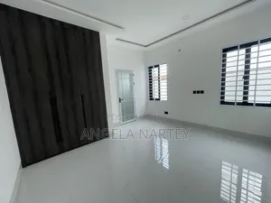 3bdrm House in Sakumono Estates for sale