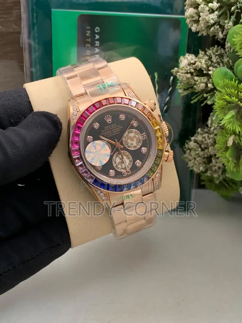 Rolex Submariner Date ( “Hulk" / "Kermit" Model )
