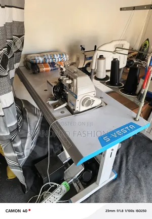 Knitting Machine