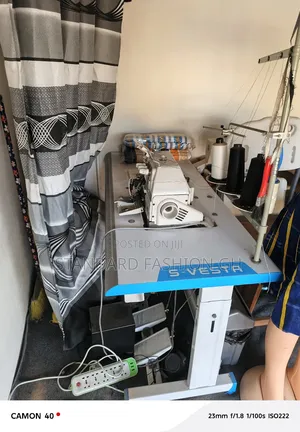 Knitting Machine