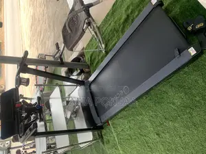 Treadmill 140kg Digital Led Screen Uk