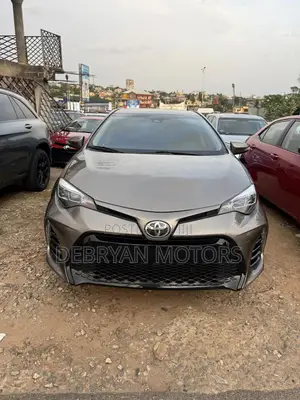 Toyota Corolla SE 4dr Sedan (1.8L 4cyl CVT) 2017 Brown