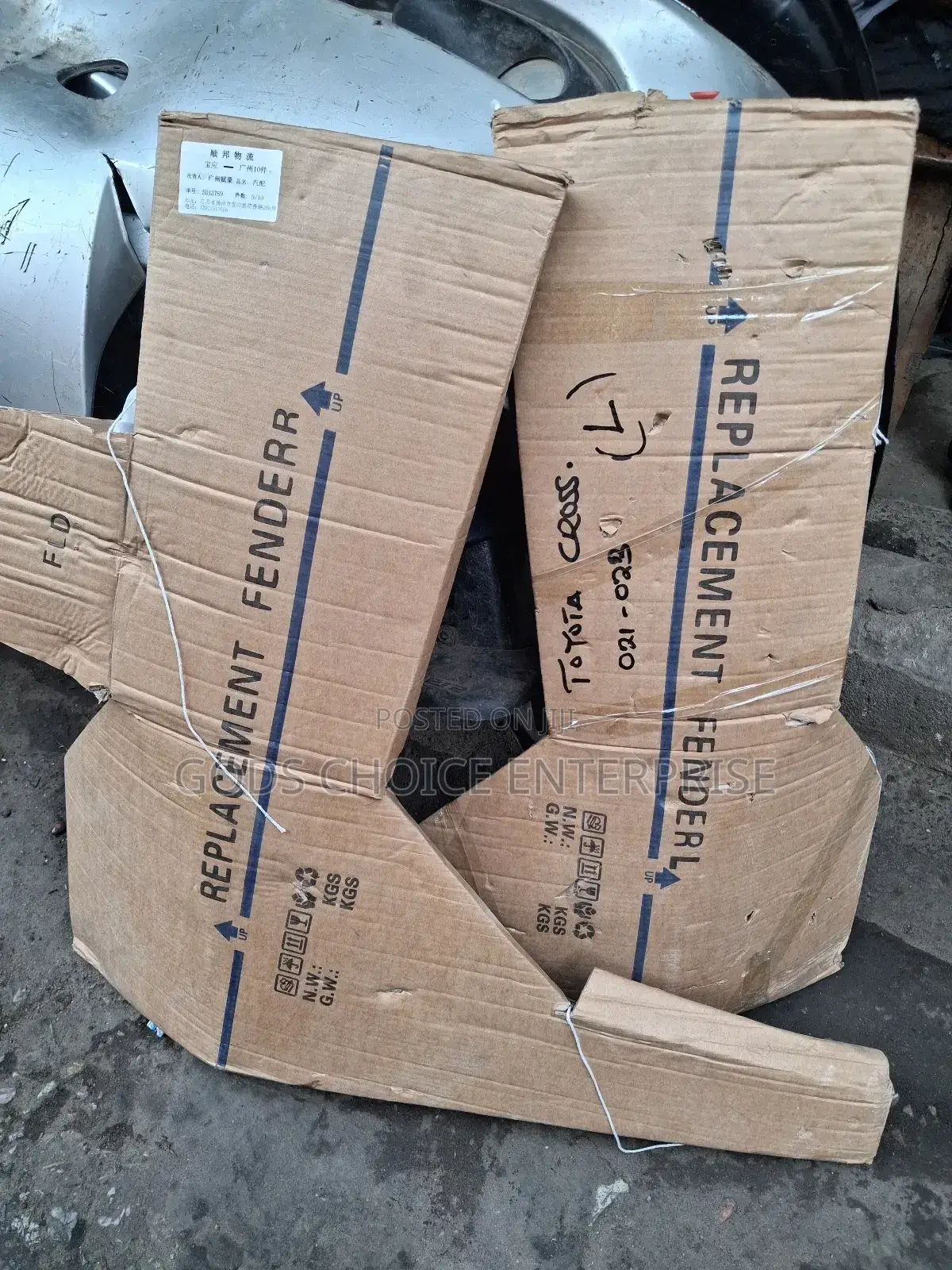 Fender Toyota Cross 2018-2022
