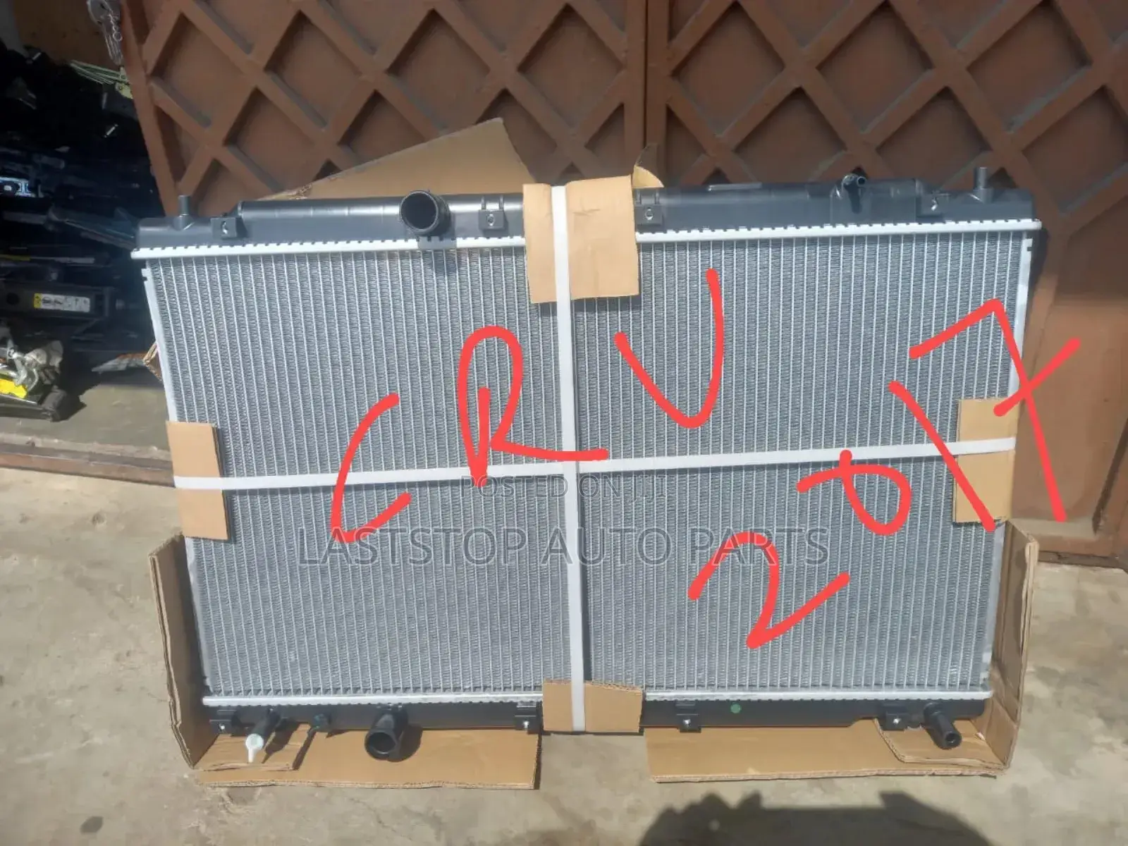 Honda Crv, Cr-v Radiator [Water Tanks] - Abossey Okai to All Areas.