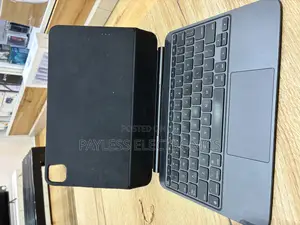 M4 iPad Pro 11inch Magic Keyboard