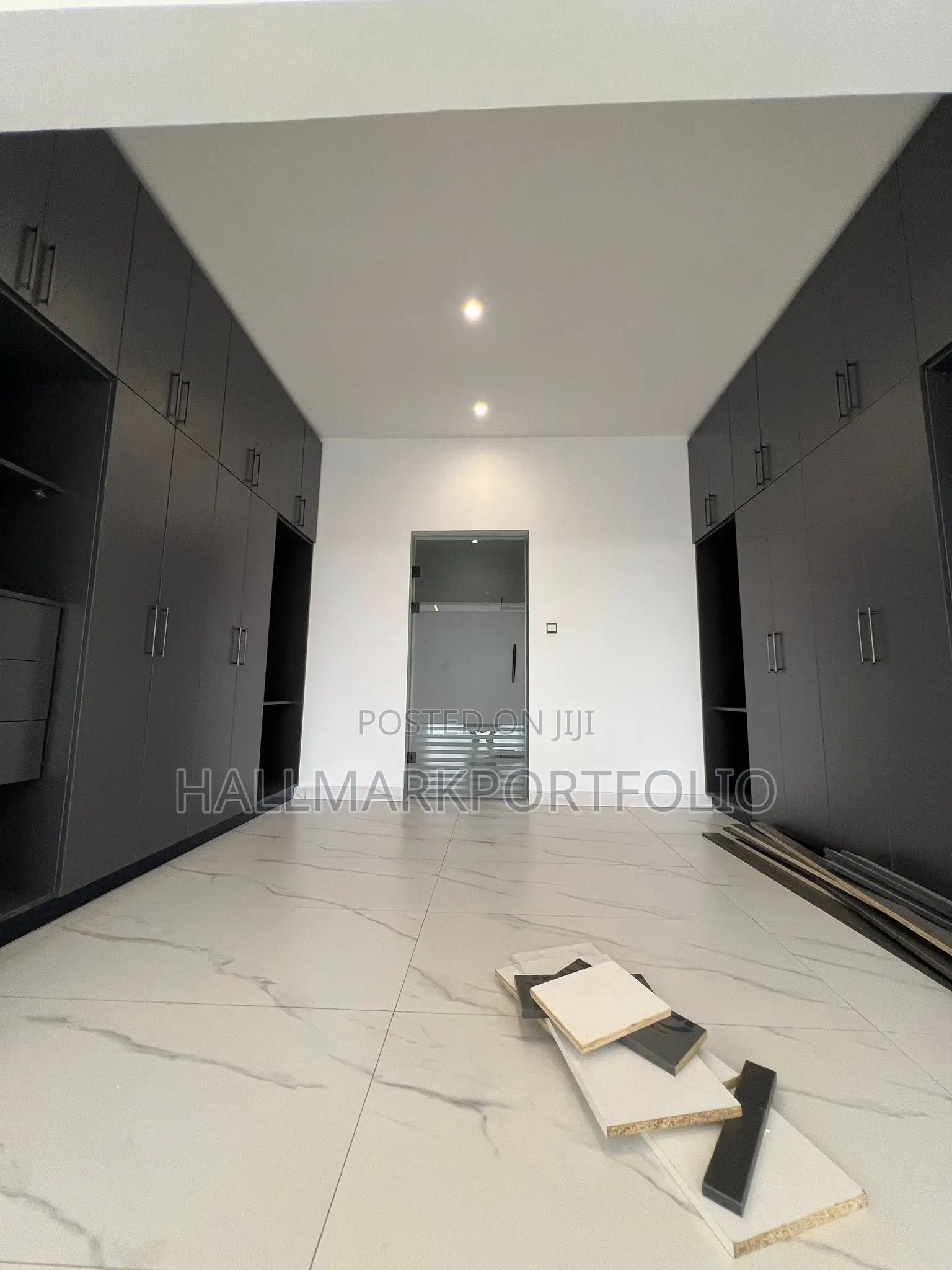 5bdrm House in East Legon Hills, Ashaley Botwe for sale