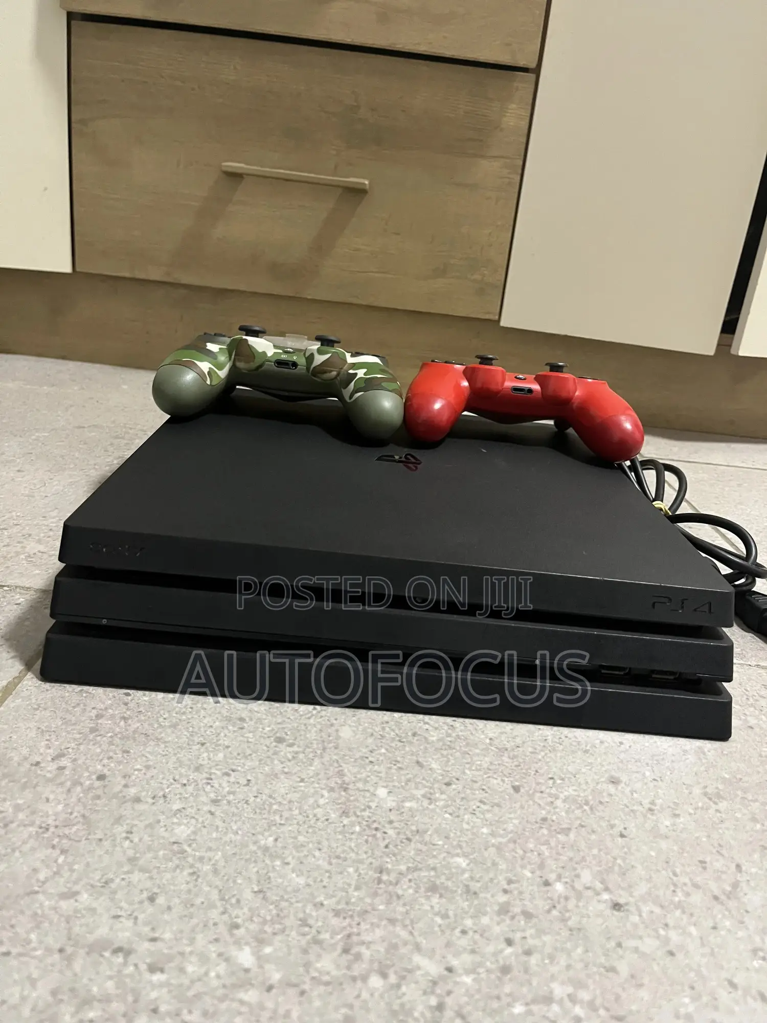 Playstation 4 Pro 1tb