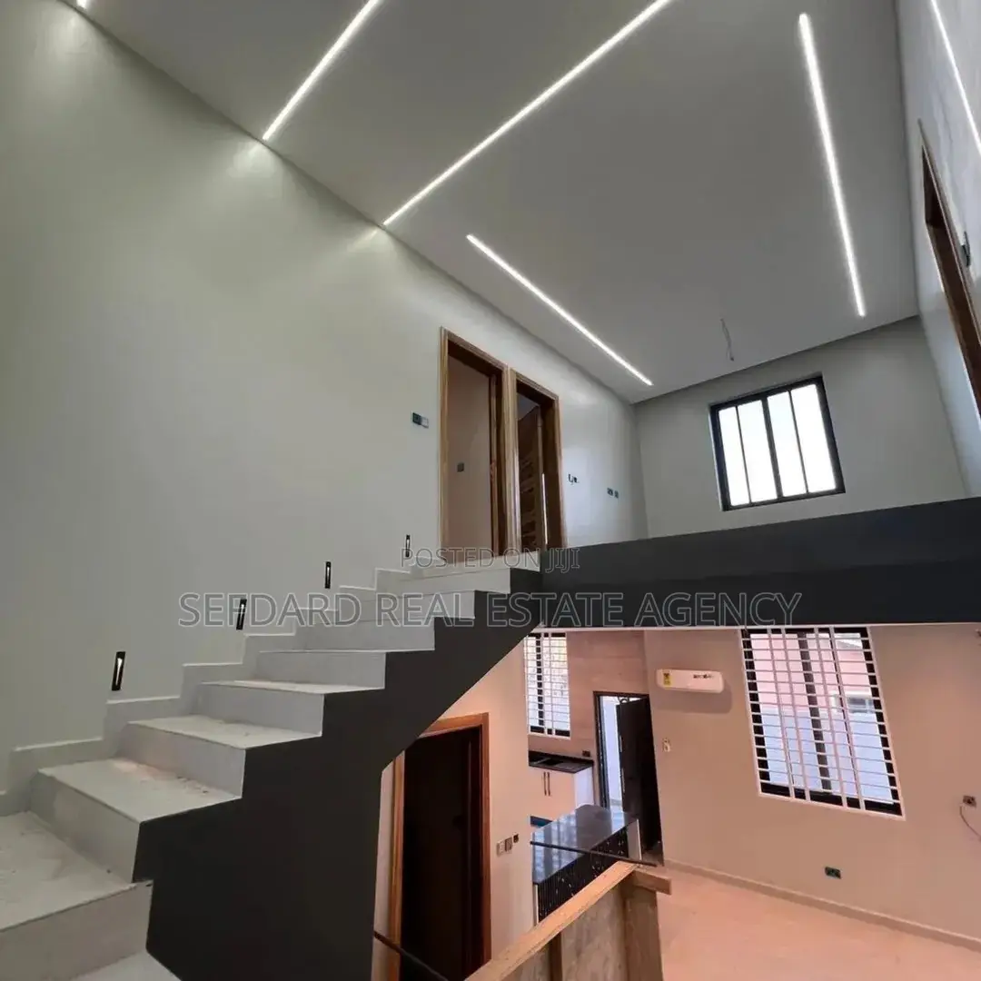 4bdrm House in Ashomang Estate for sale