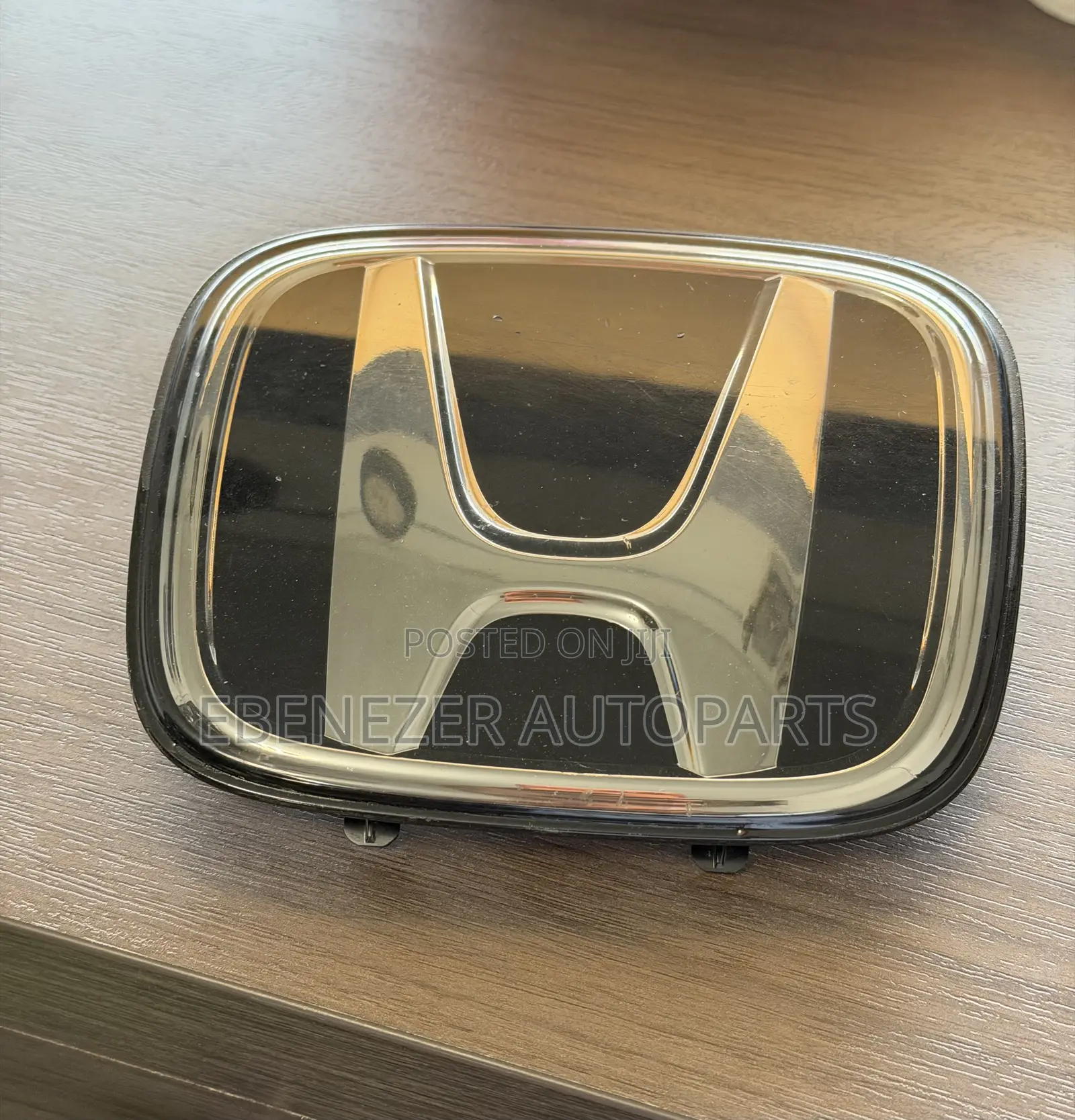Honda Crv Cr-v Front Emblem Crown 2023 2024 2025