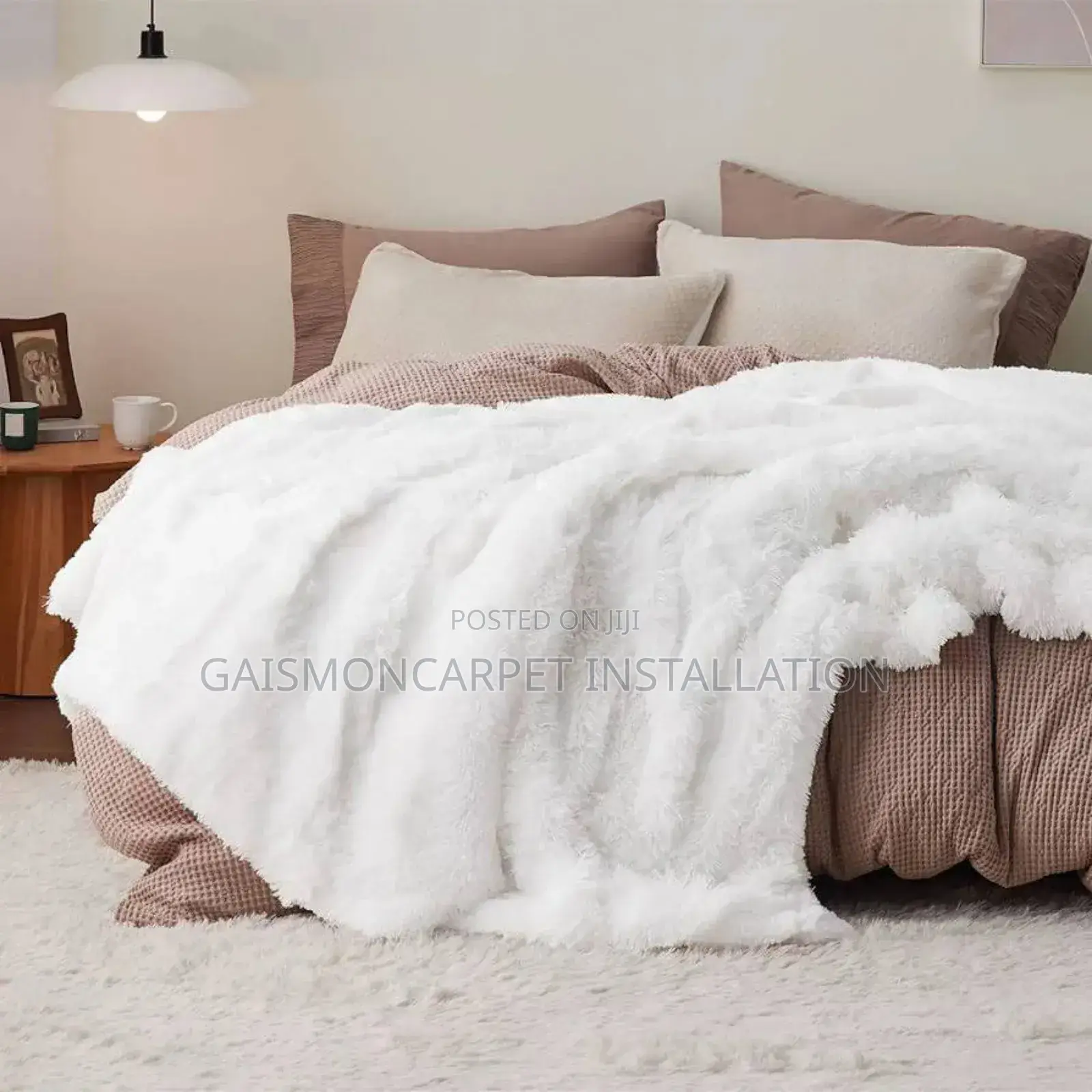 Super Comfy Super Luxurious Fluffy Blanket