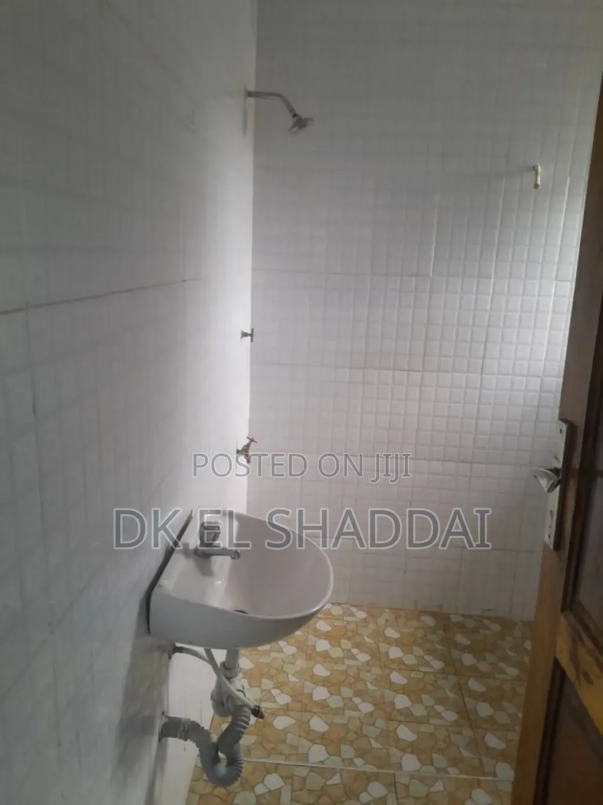 3bdrm House in Pokuase for rent