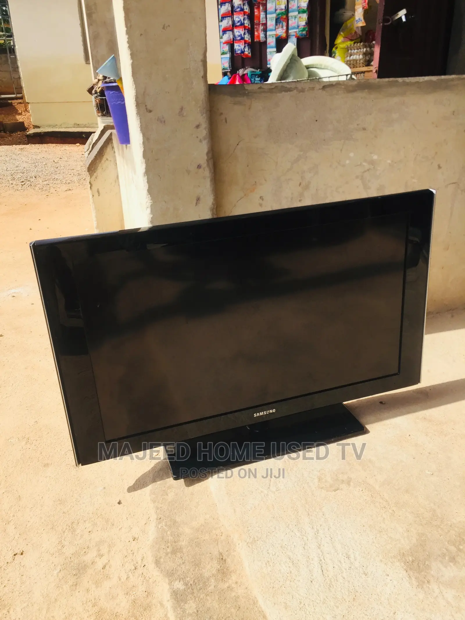 40inches Samsung LCD Digital TV