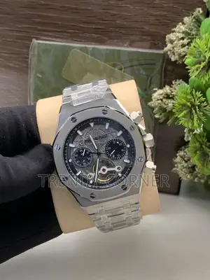 Audemars Piguet Timepiece ( Royal Oak Collection )