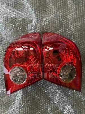 Toyota Corolla 2005-2008 Taillights