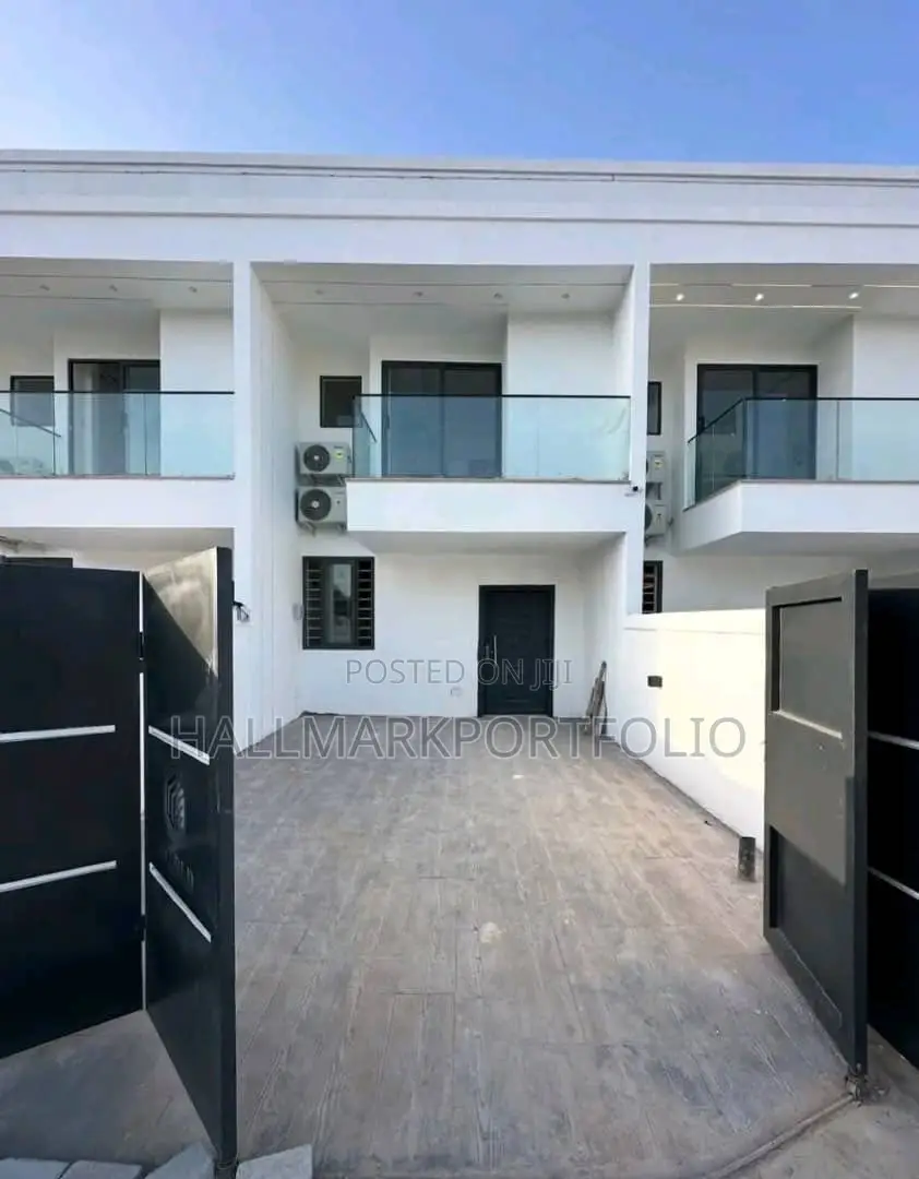 2bdrm House in Ashaley Botwe for sale