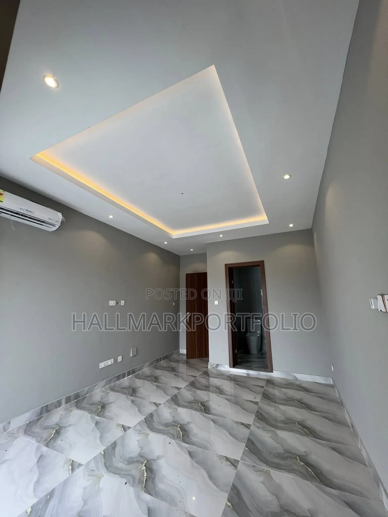 2bdrm House in Ashaley Botwe for sale