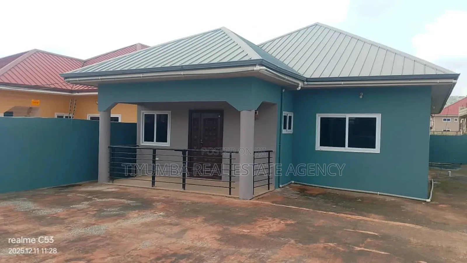 3bdrm House in Tiyumba Real Estate, Old Ashomang for sale