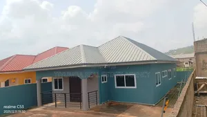3bdrm House in Tiyumba Real Estate, Old Ashomang for sale