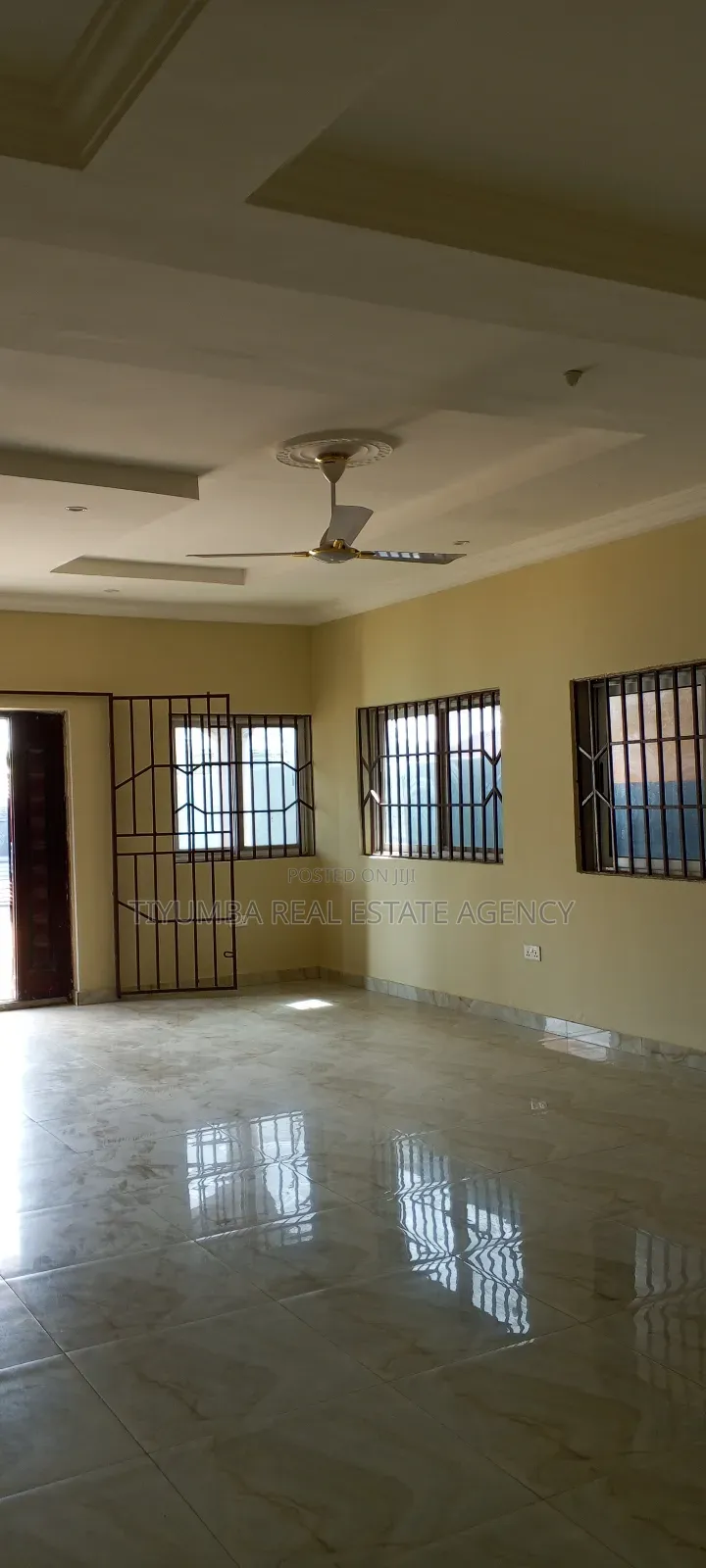 3bdrm House in Tiyumba Real Estate, Old Ashomang for sale