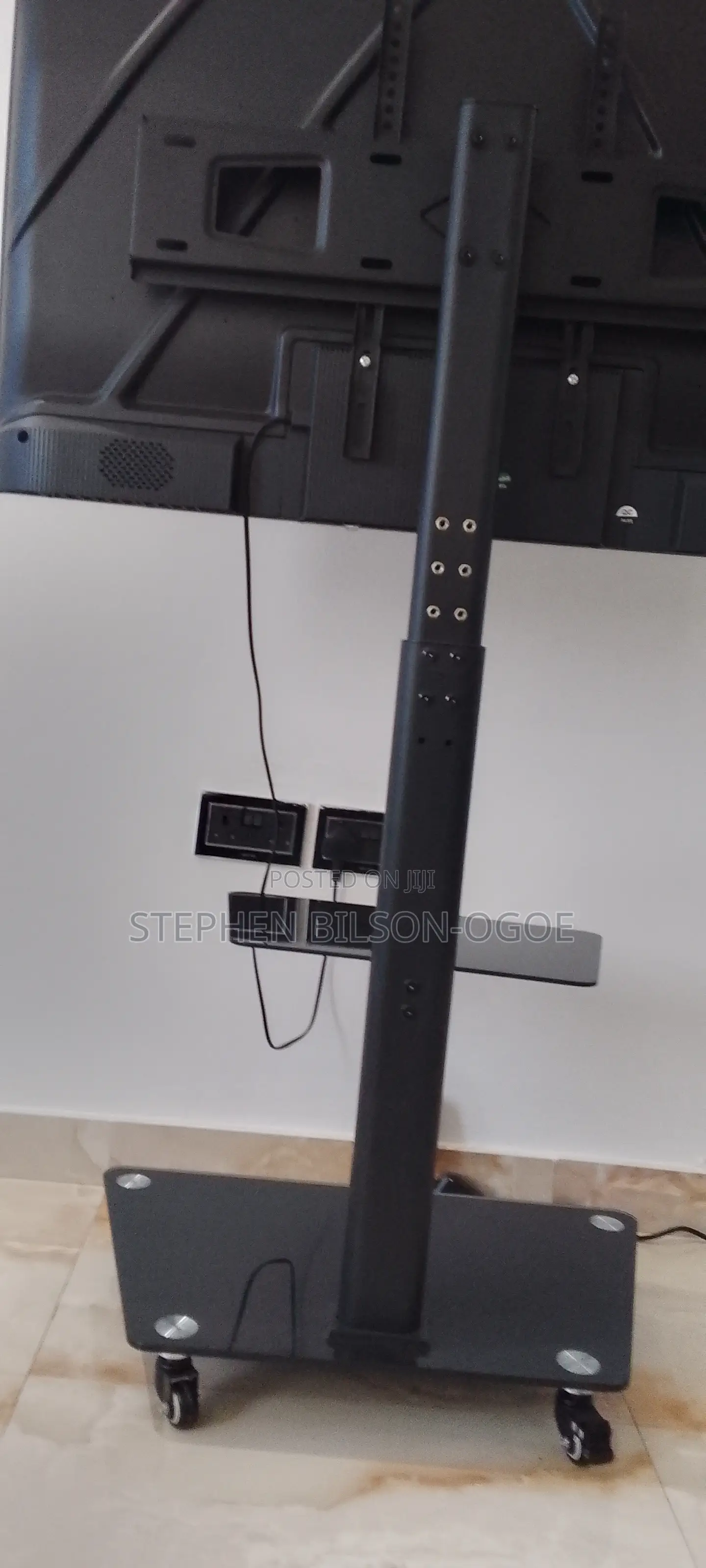 43" Smartv With Stand Sunny Walk
