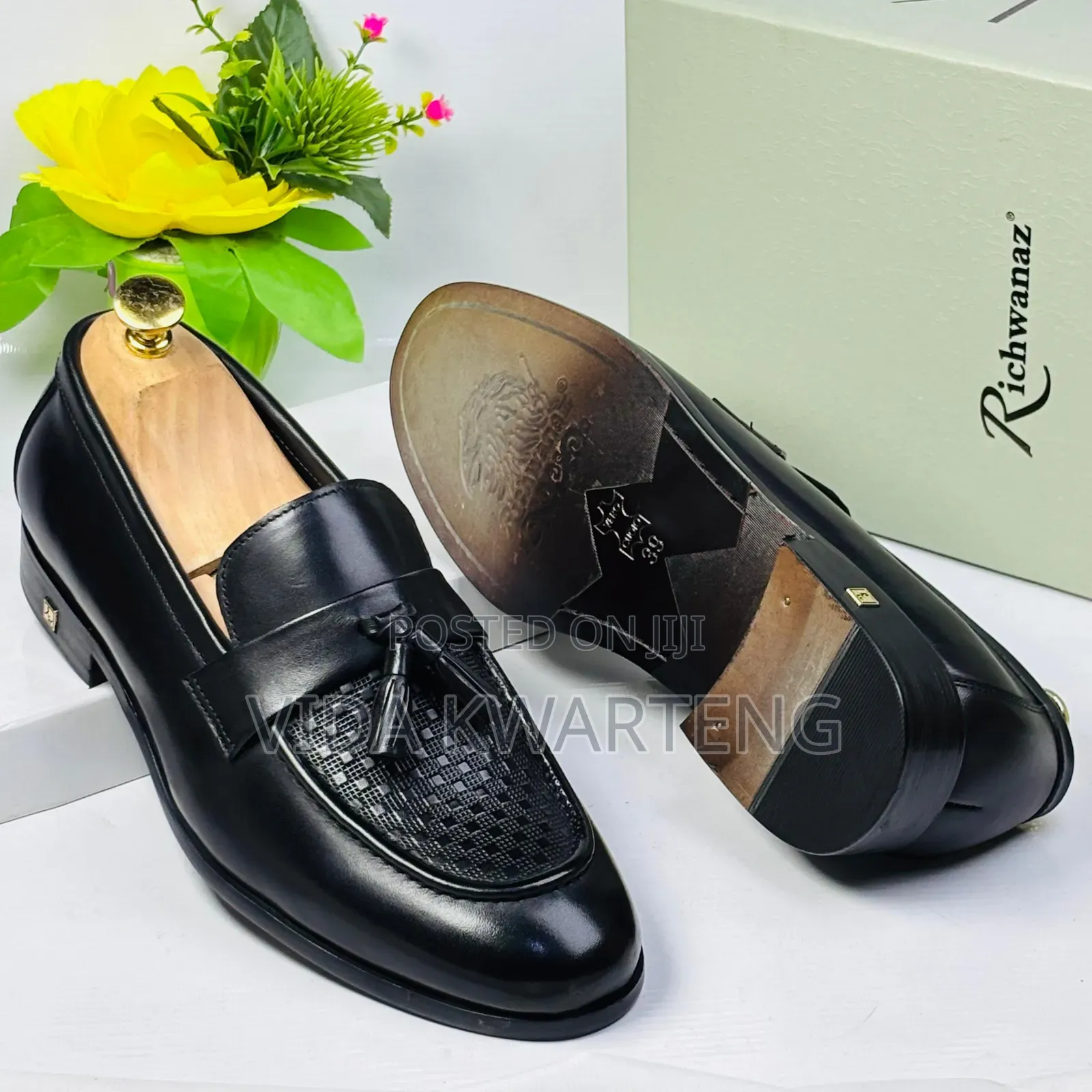 Newest Quality Ring My Bell Black Shoe From Richwanaz