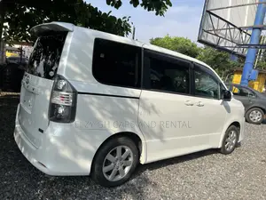 Toyota Voxy 2012 White