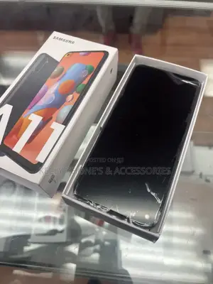New Samsung Galaxy A11 32 GB Black