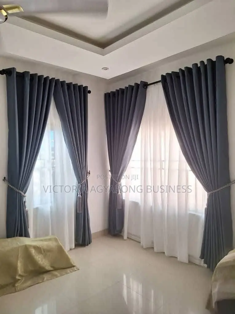 Queen’S Curtain