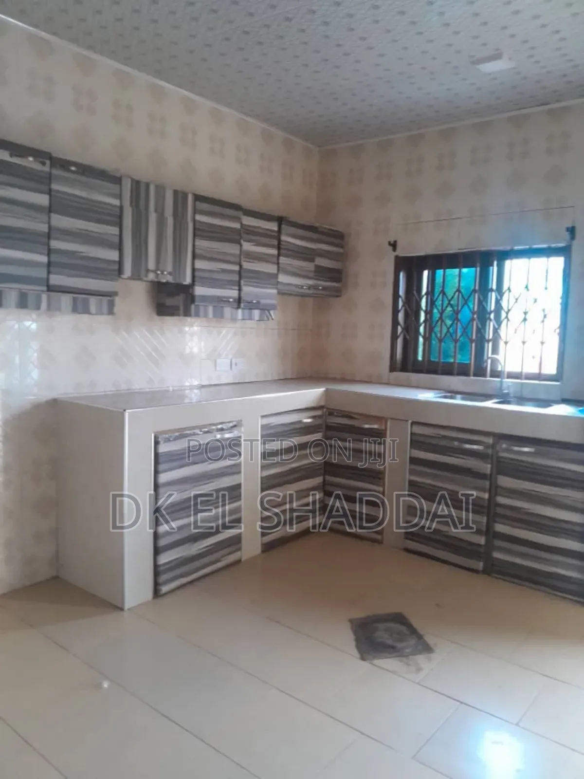 2bdrm Apartment in Pokuase for rent