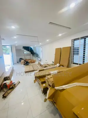 4bdrm House in Abelemkpe for sale