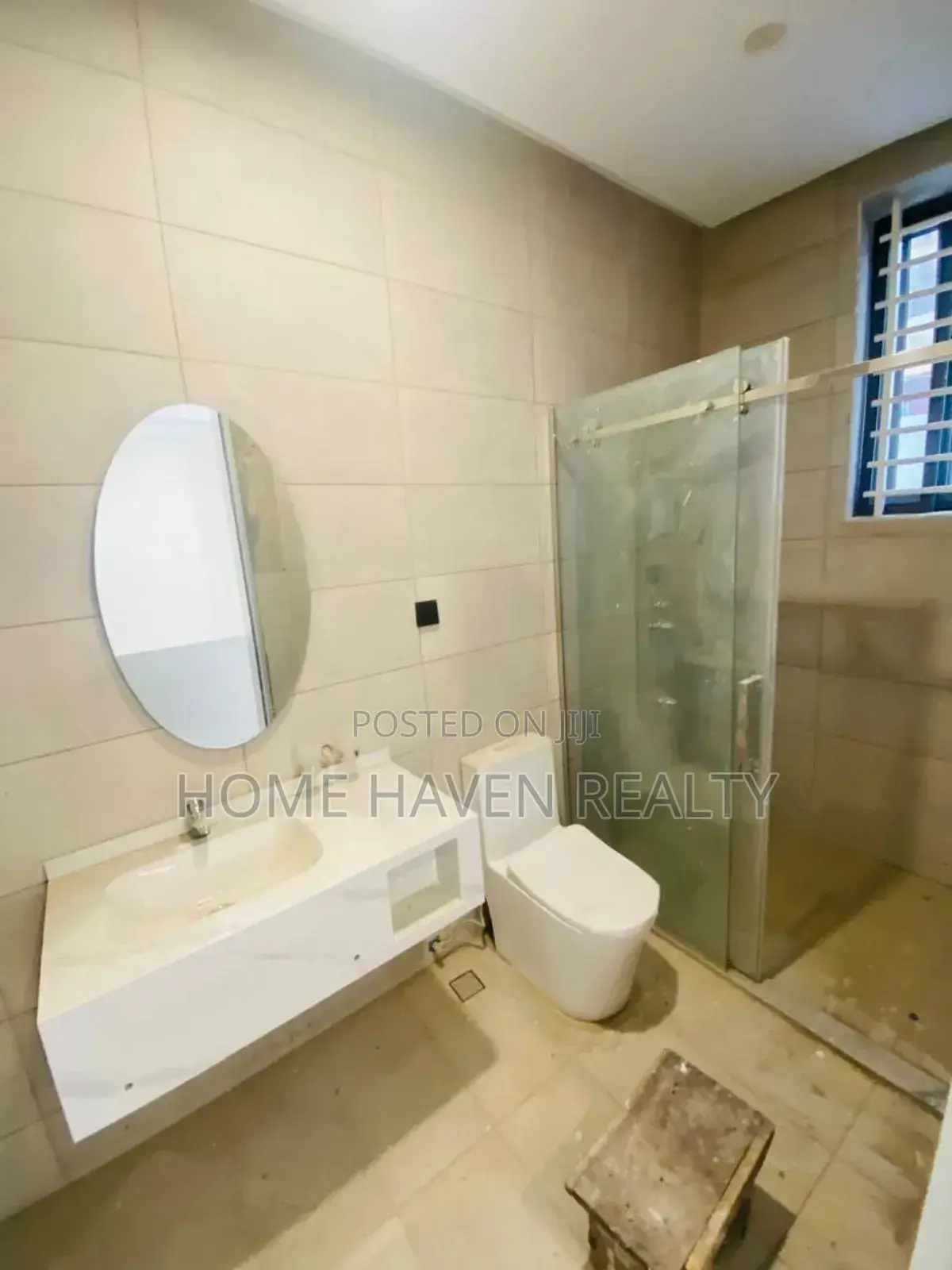 4bdrm House in Abelemkpe for sale