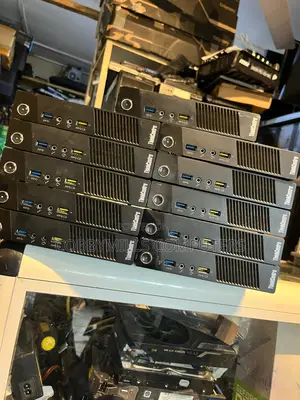 Desktop Computer Lenovo 8GB Intel Core i5 HDD 500GB