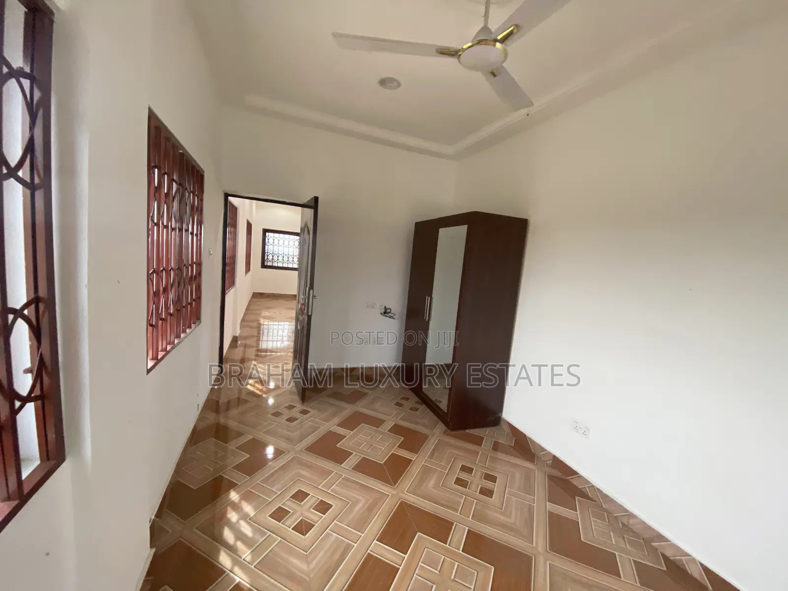 3bdrm Apartment in Braham Luxury, Nungua for rent