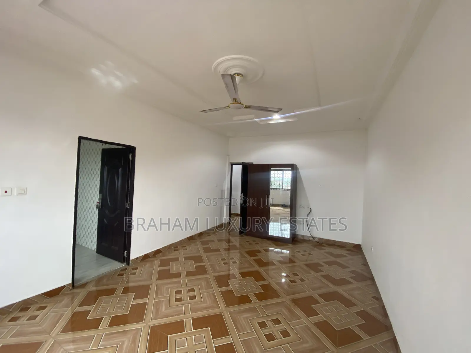 3bdrm Apartment in Braham Luxury, Nungua for rent