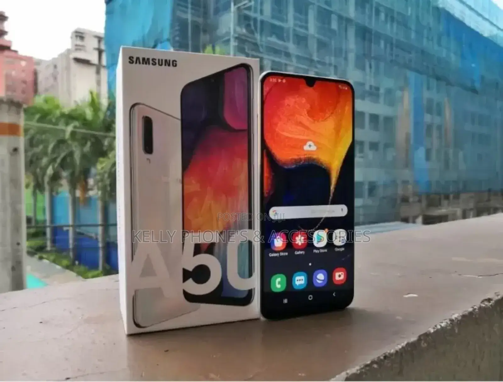 New Samsung Galaxy A50 64 GB White
